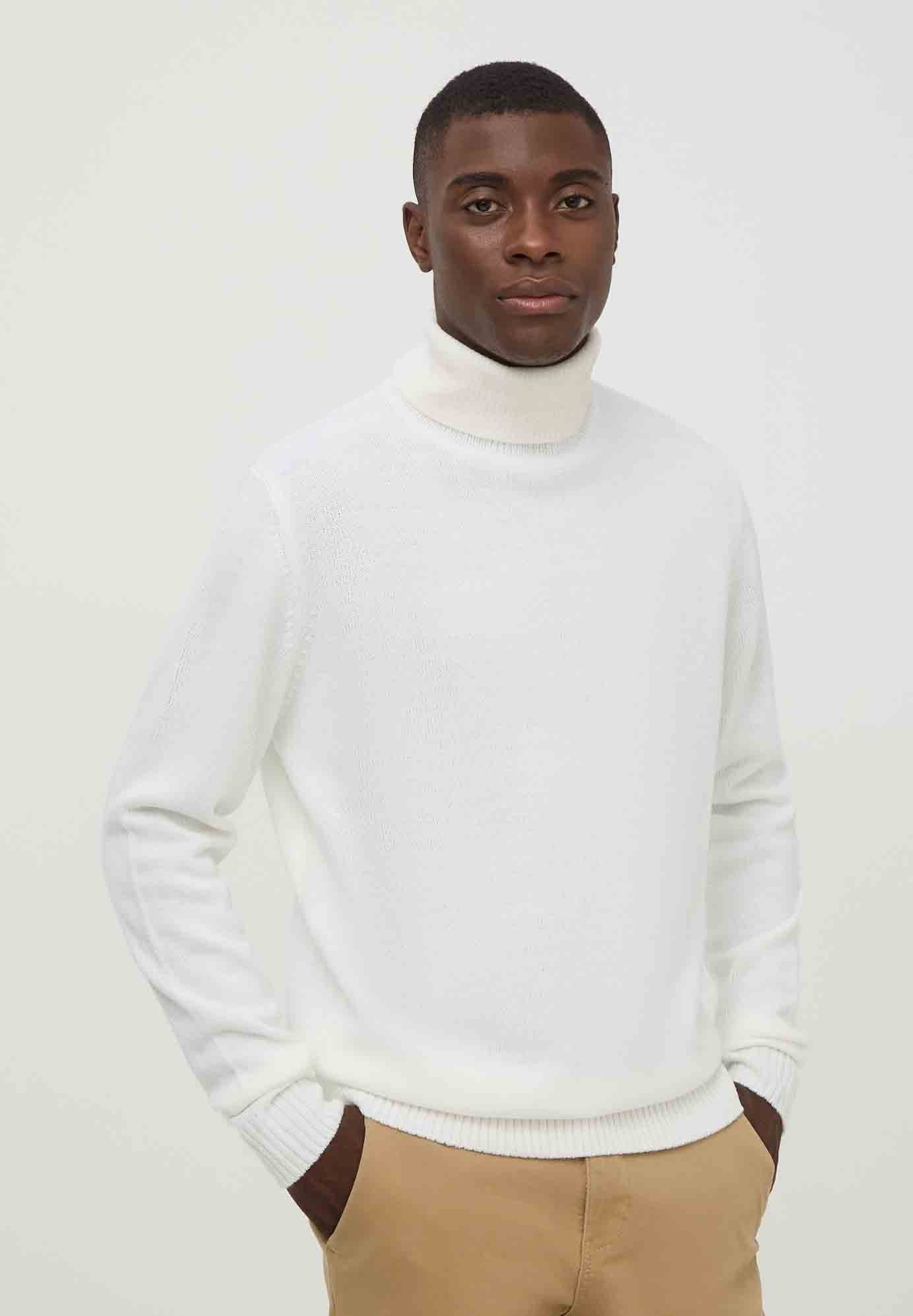 maglione-bianco-790pjy-1.jpg